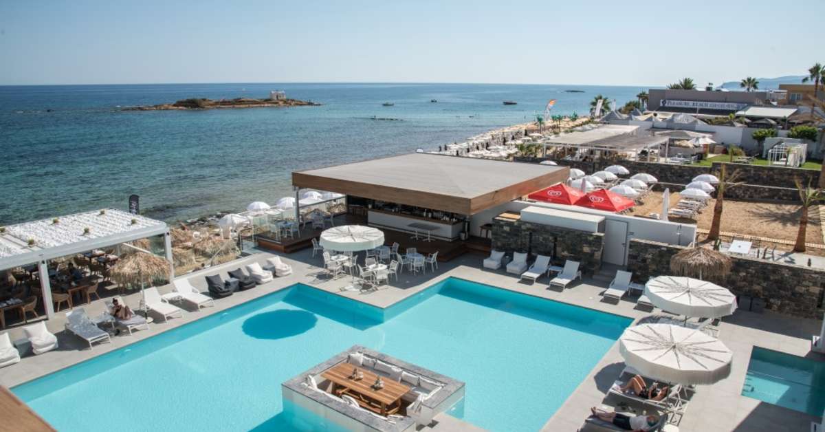 Een foto van het zwembad bij Enorme Ammos Beach Hotel