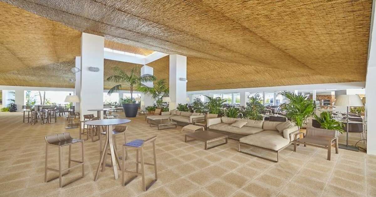 Een foto van het interieur van Prinsotel La Pineda