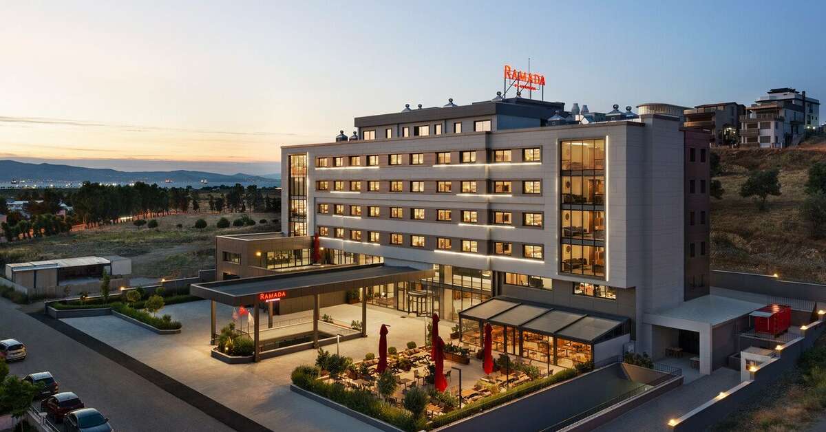 Een foto van Ramada by Wyndham Izmir Aliaga