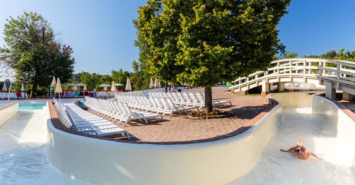 Een foto van het zwembad bij hu Norcenni Girasole Village