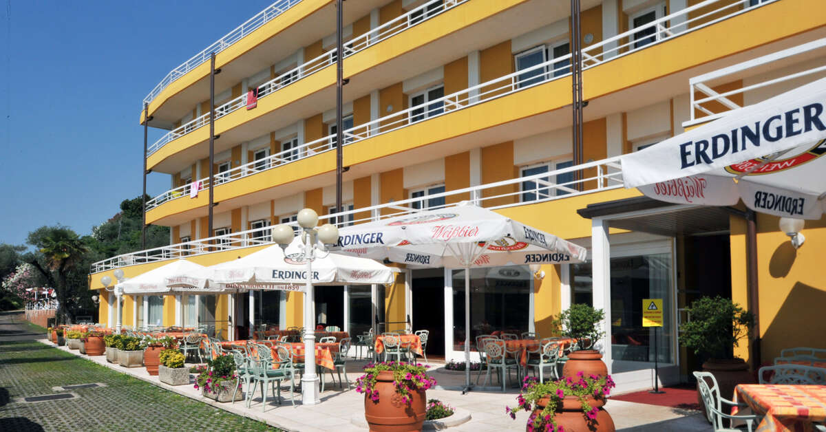 Ein Foto von der Außenansicht des Hotel Internazionale