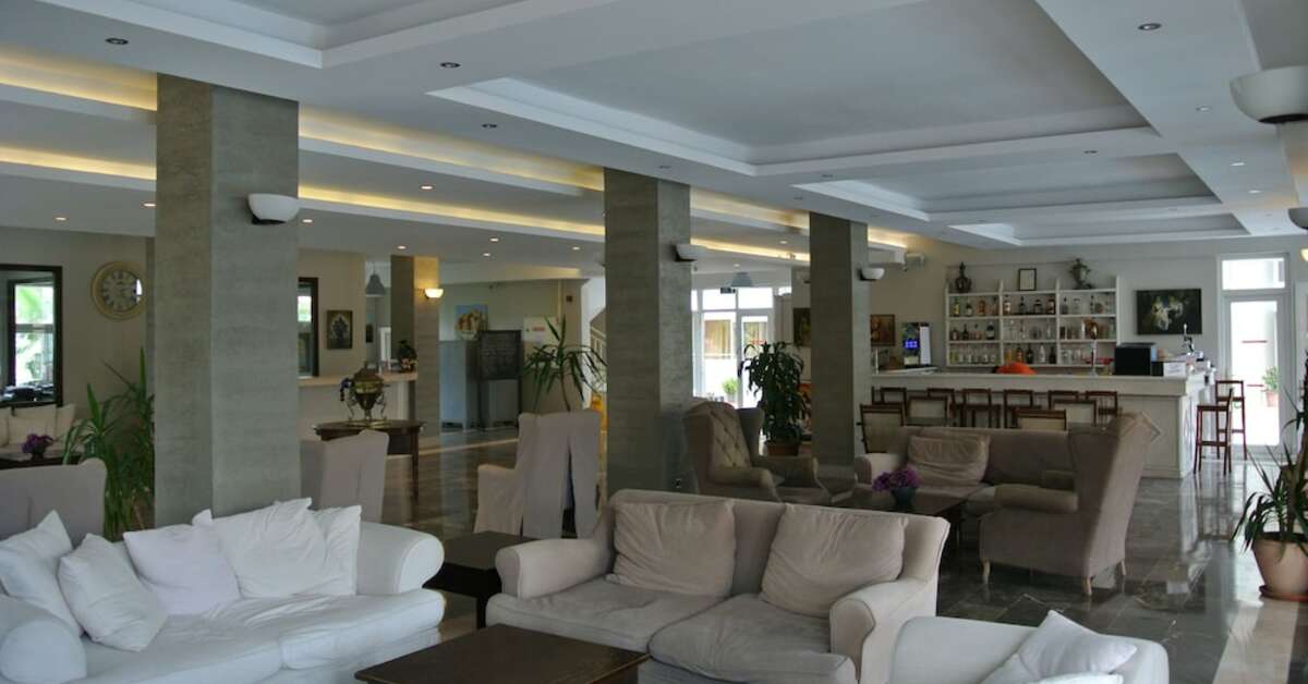 Een foto van het interieur van Begonville Hotel