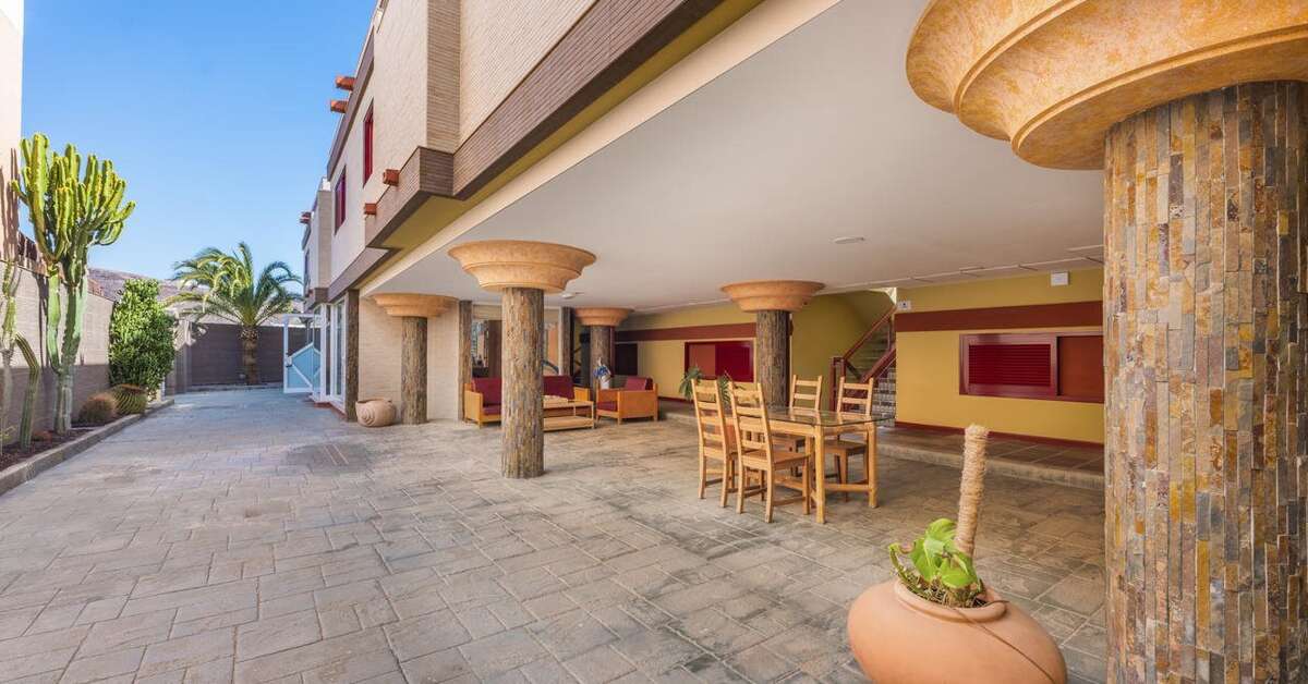 Ein Foto von der Terrasse im Apartments Livvo Atalaya de Jandia