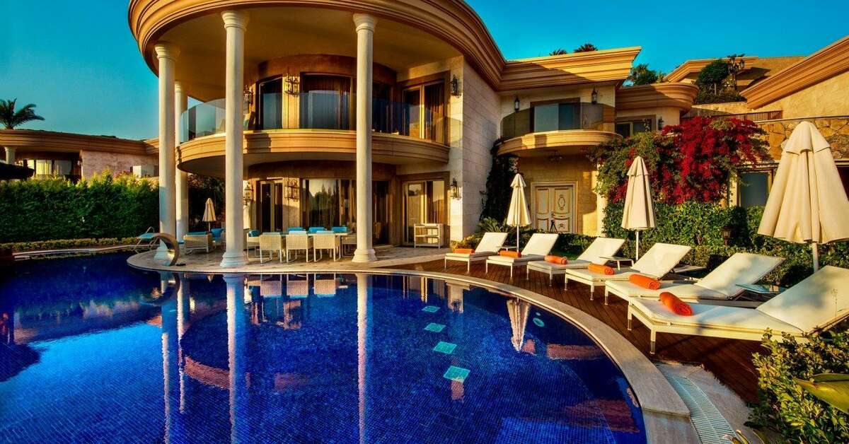 Een foto van het zwembad bij The Plaza Bodrum