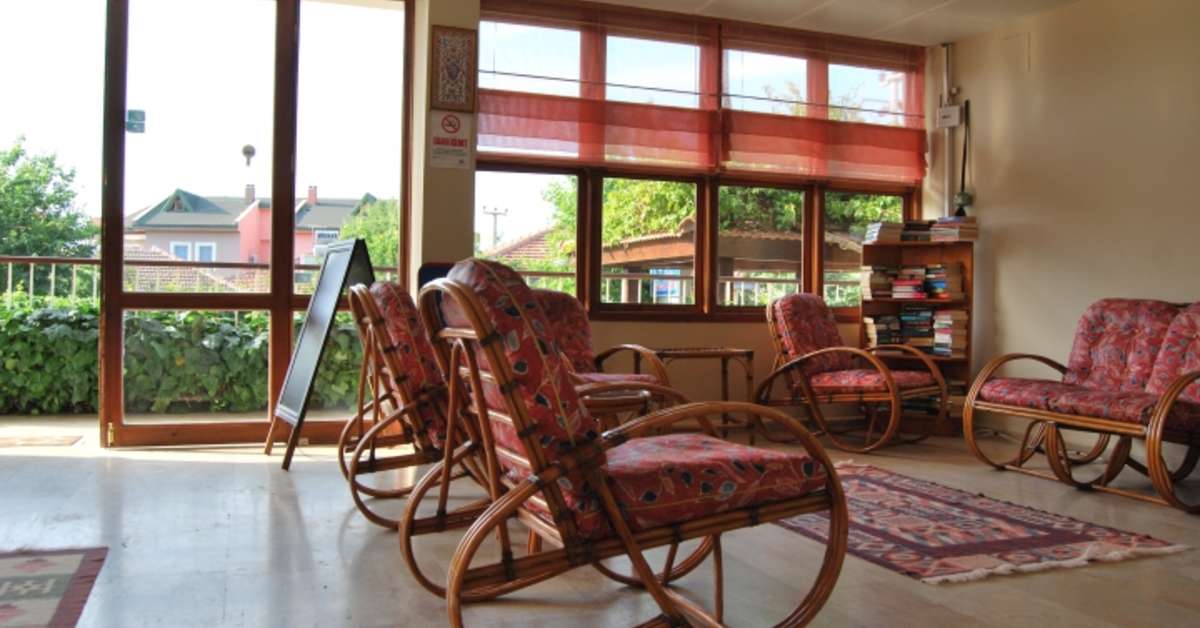 Een foto van het interieur van Hotel Binlik