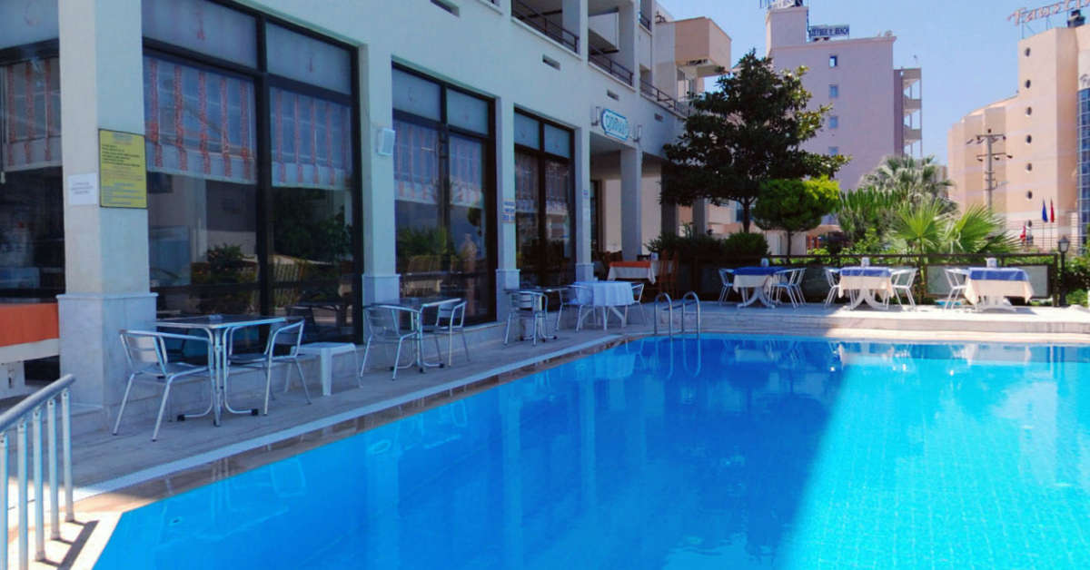 Een foto van het zwembad bij Cidihan Hotel