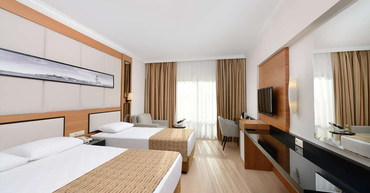 Ein Foto Aydinbey Famous Resort