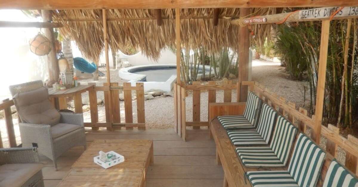 Een foto van het terras bij BnB Bonaire