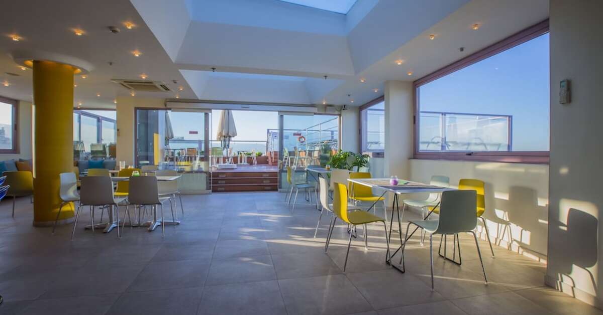 Een foto van de faciliteiten bij Novus City Hotel