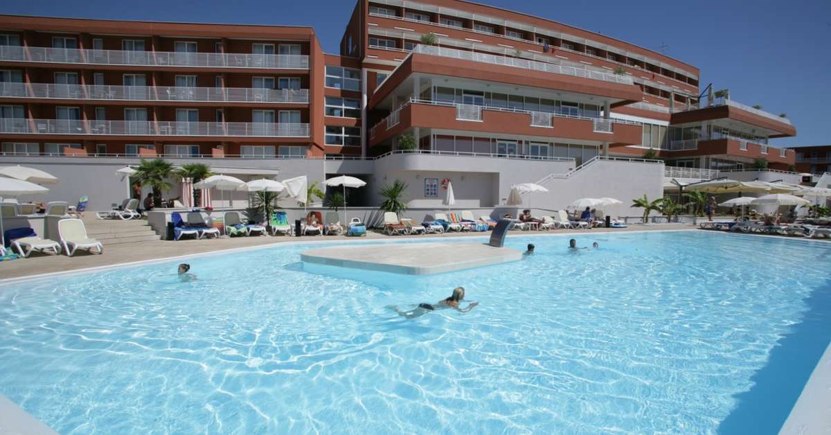 Een foto van het zwembad bij Hotel Albatros Plava Laguna