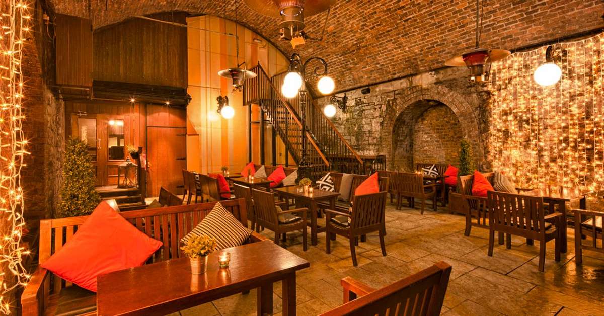 Een foto van The Address Connolly