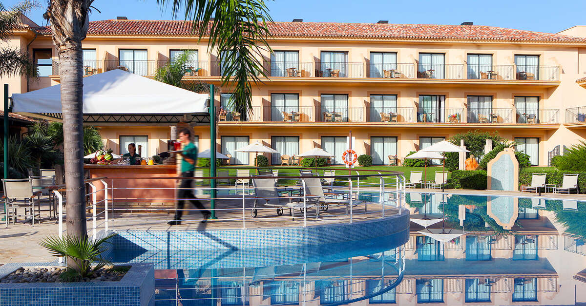 Een foto van het zwembad bij La Quinta Menorca by Portblue Boutique