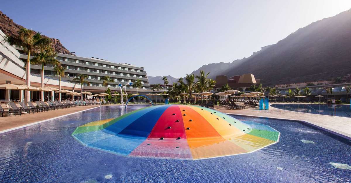 Een foto van het zwembad bij Radisson Blu Resort & Spa Mogan