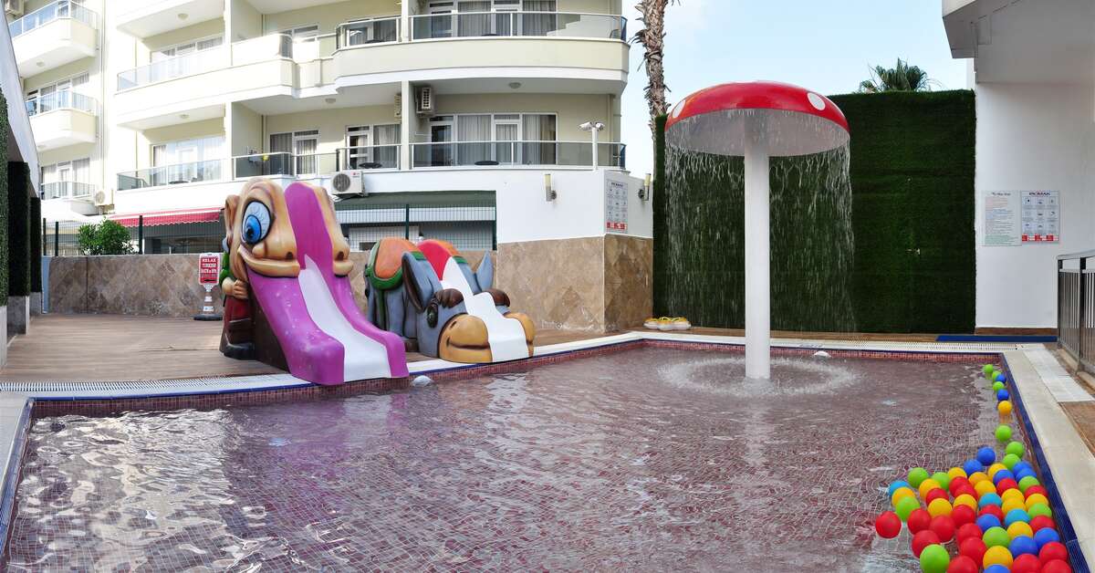 Ein Foto vom Pool im Oba Star Hotel & Spa