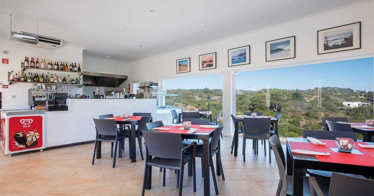 Een foto van de faciliteiten bij NAU Salema Beach Village