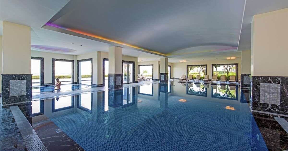 Een foto van het zwembad bij Xanadu Island