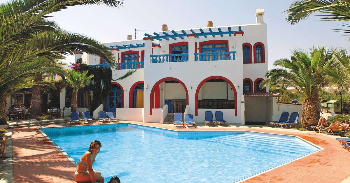 Ein Foto vom Pool im Palm Bay Hotel