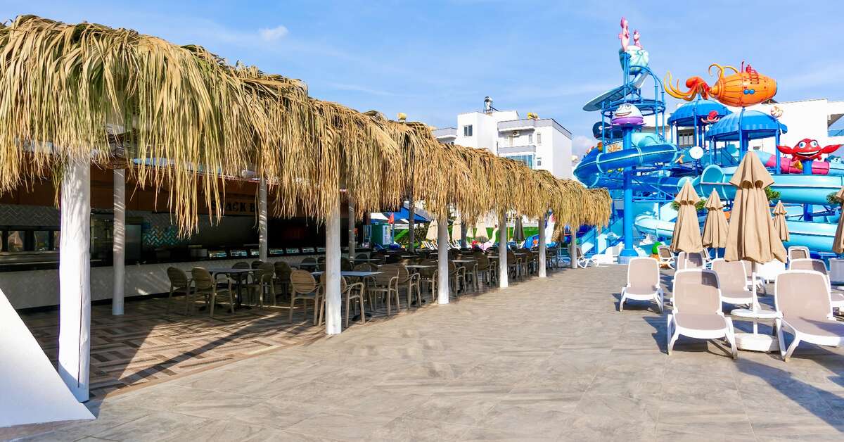 Ein Foto von den Einrichtungen im Blue Wave Suite Hotel