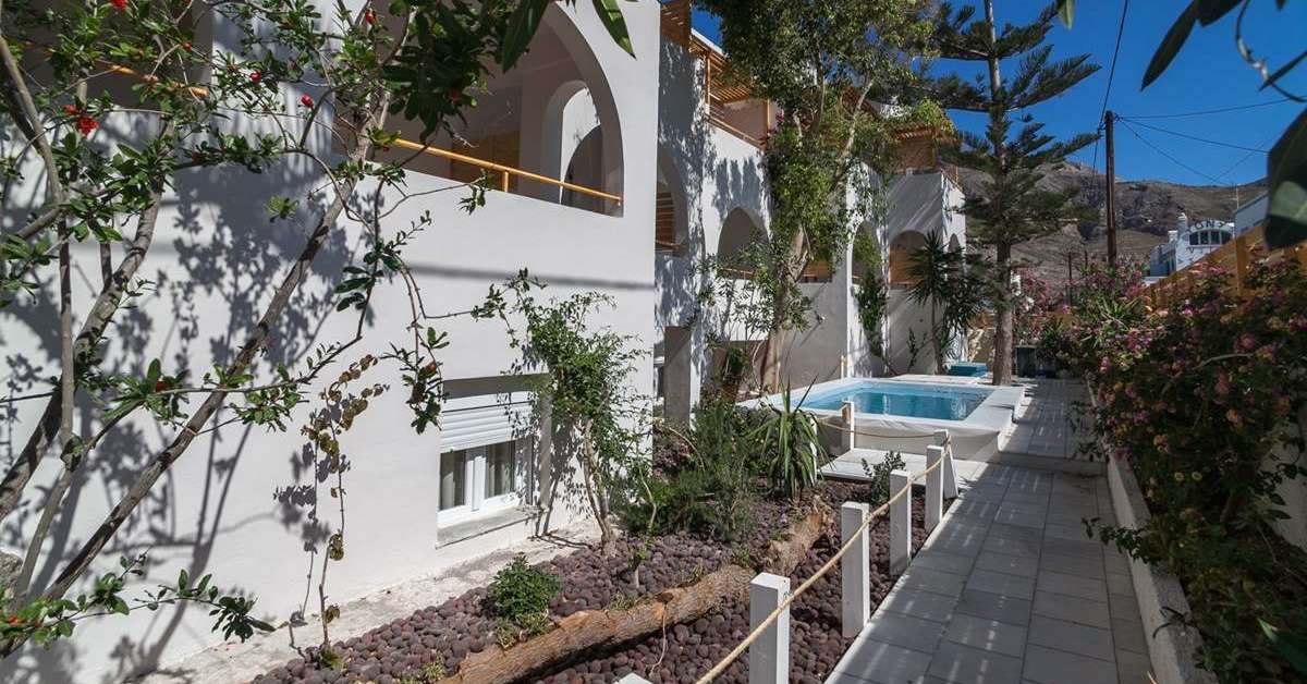 Een foto van het zwembad bij Amaryllis Hotel