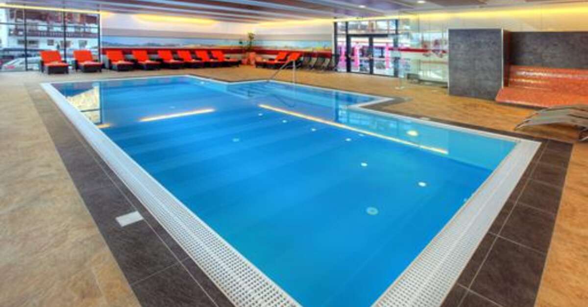 Een foto van het zwembad bij Hotel Sunny