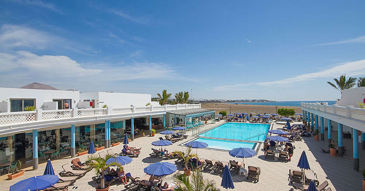 Ein Foto vom Pool im Hotel Las Costas