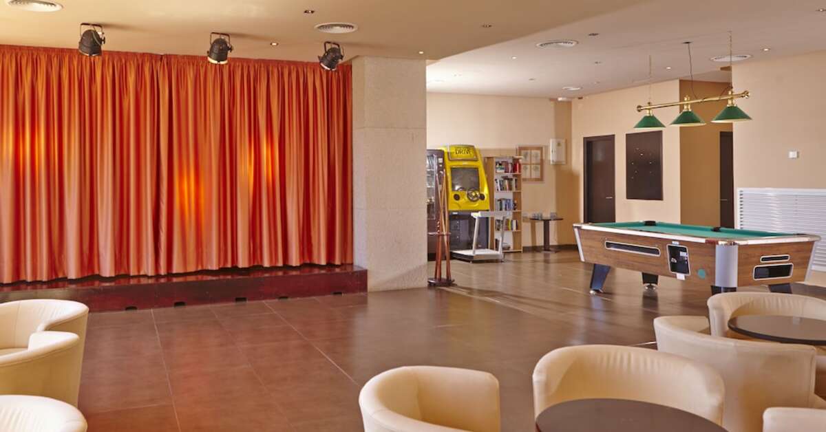 Een foto van de faciliteiten bij Blue Bay Hotel