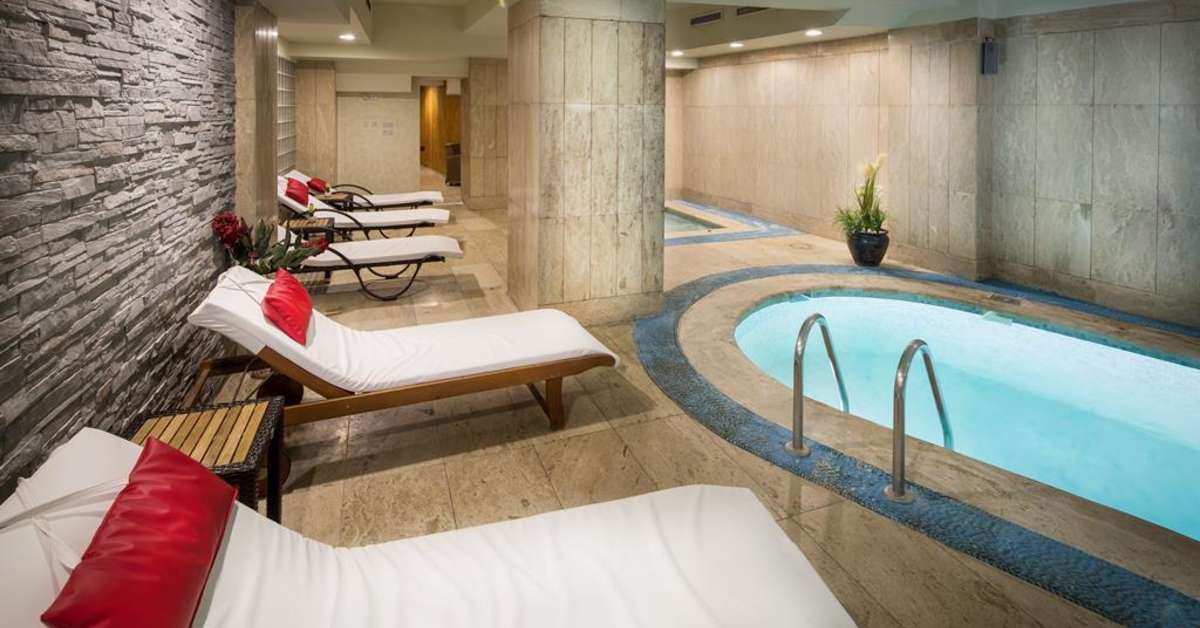 Ein Foto Orka Royal Hotel & Spa