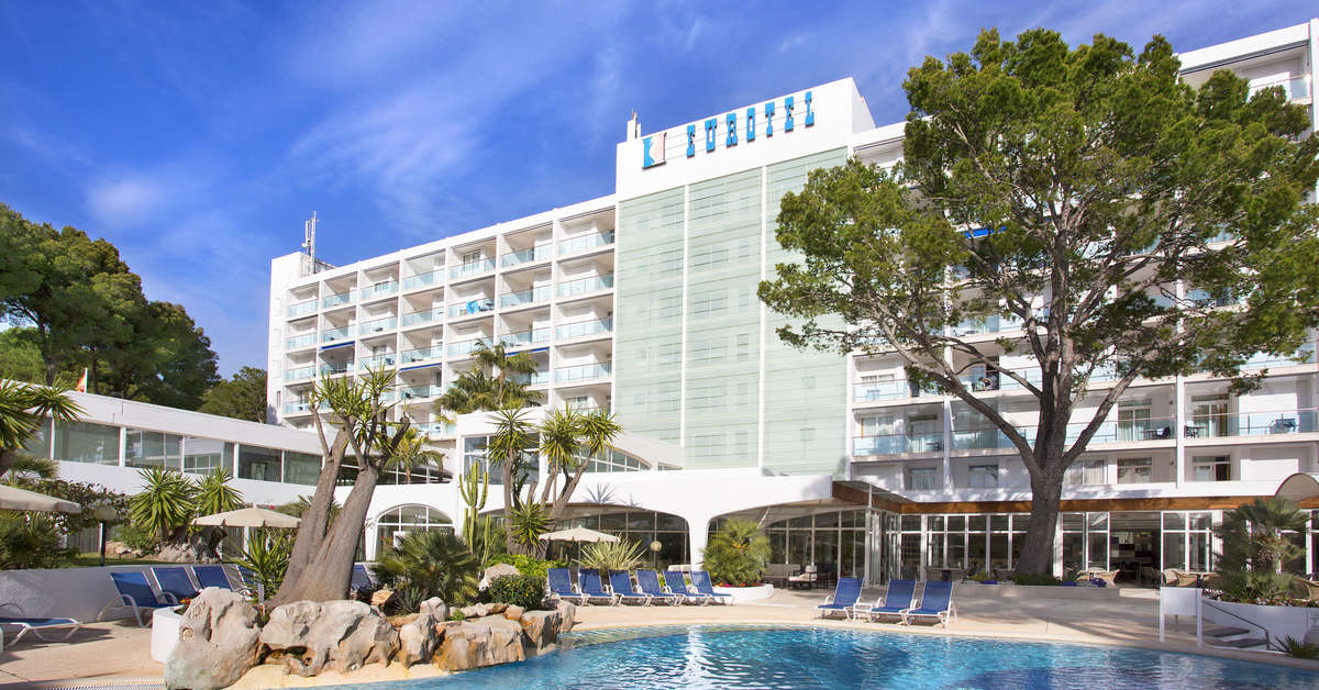 Een foto van het zwembad bij Hipotels Eurotel Punta Rotja Hotel