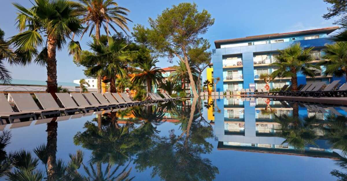 Een foto van het zwembad bij Hotel Seth Punta Prima