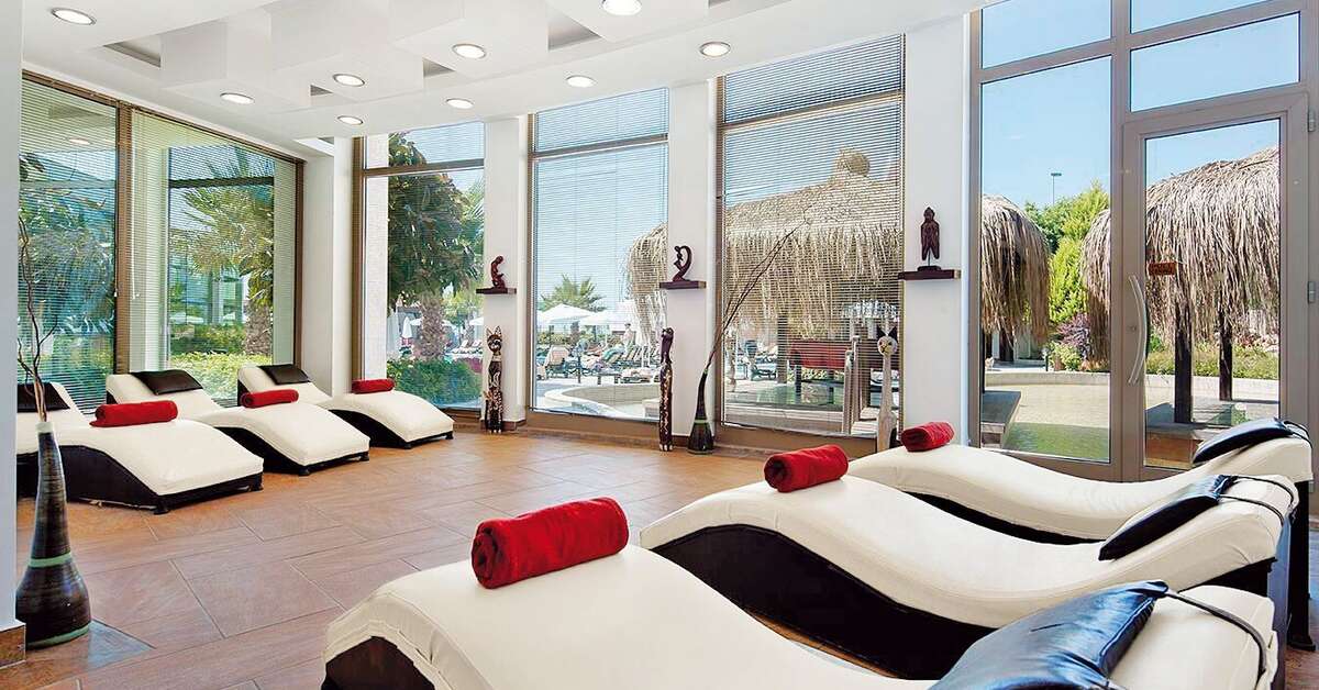 Een foto van de faciliteiten bij Alba Royal Hotel