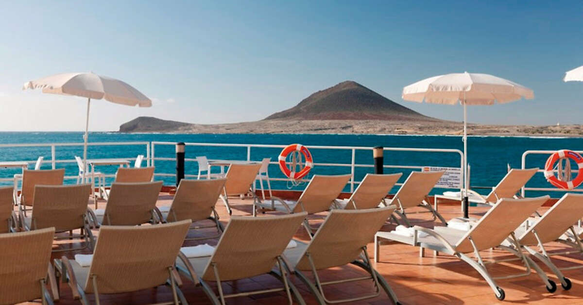 Een foto van het terras bij Hotel Medano