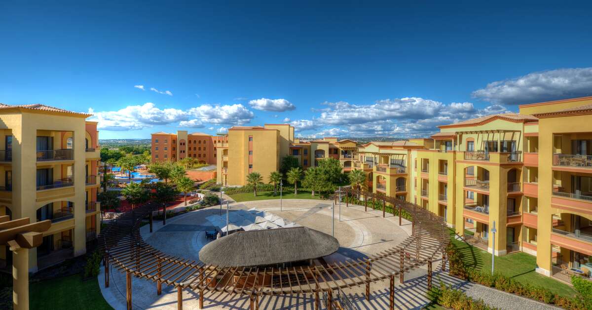 Een foto van de buitenkant van The Residence Vilamoura