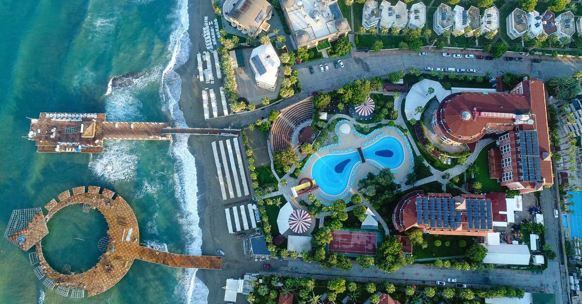 Een foto van het zwembad bij Palmeras Beach Hotel