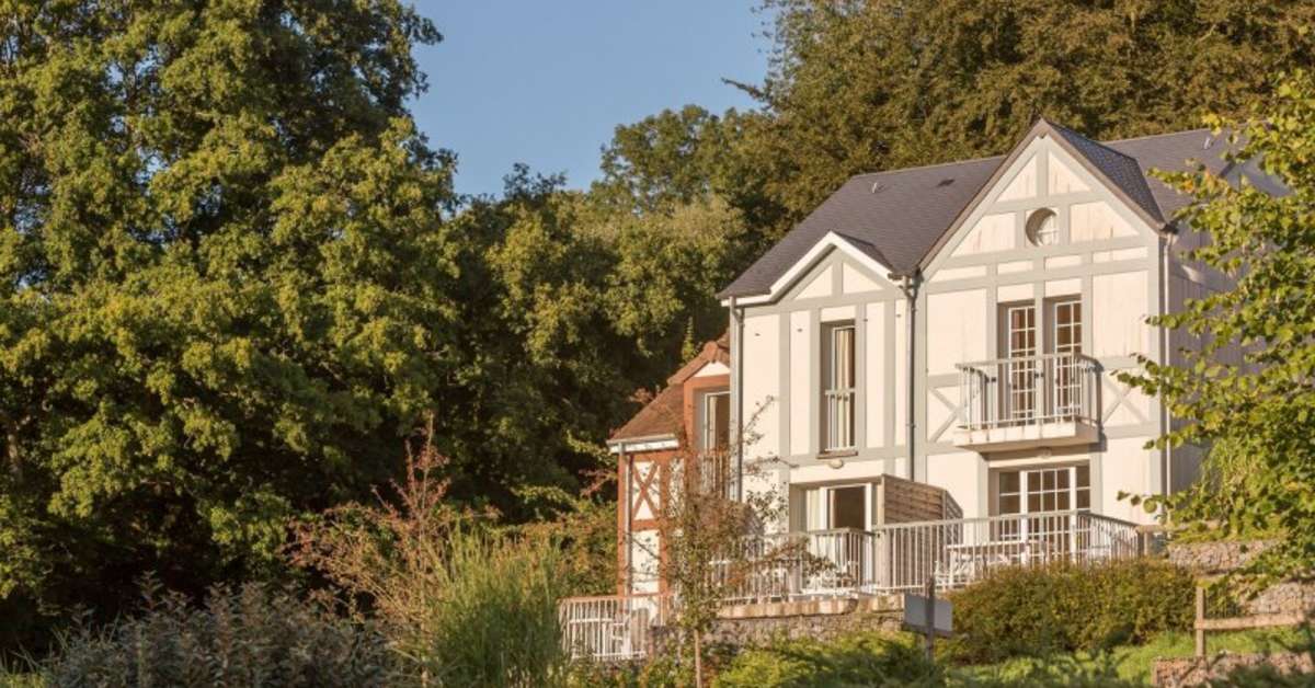 Een foto van de buitenkant van Pierre & Vacances Village Club Normandy Garden