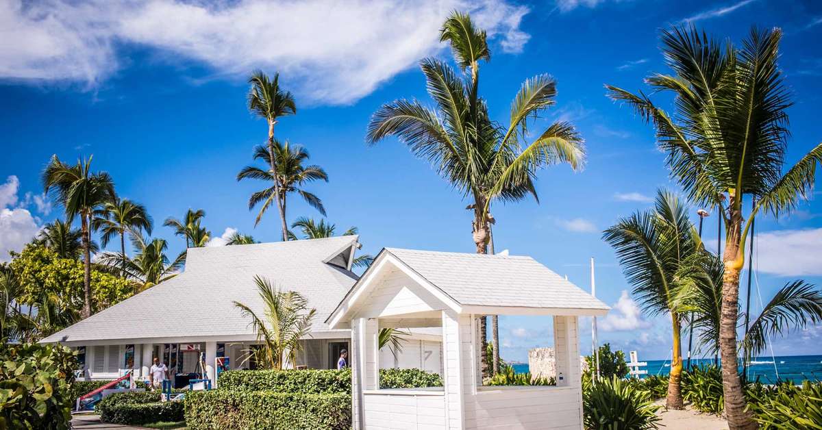 Ein Foto von der Außenansicht des Hotel Majestic Colonial Punta Cana