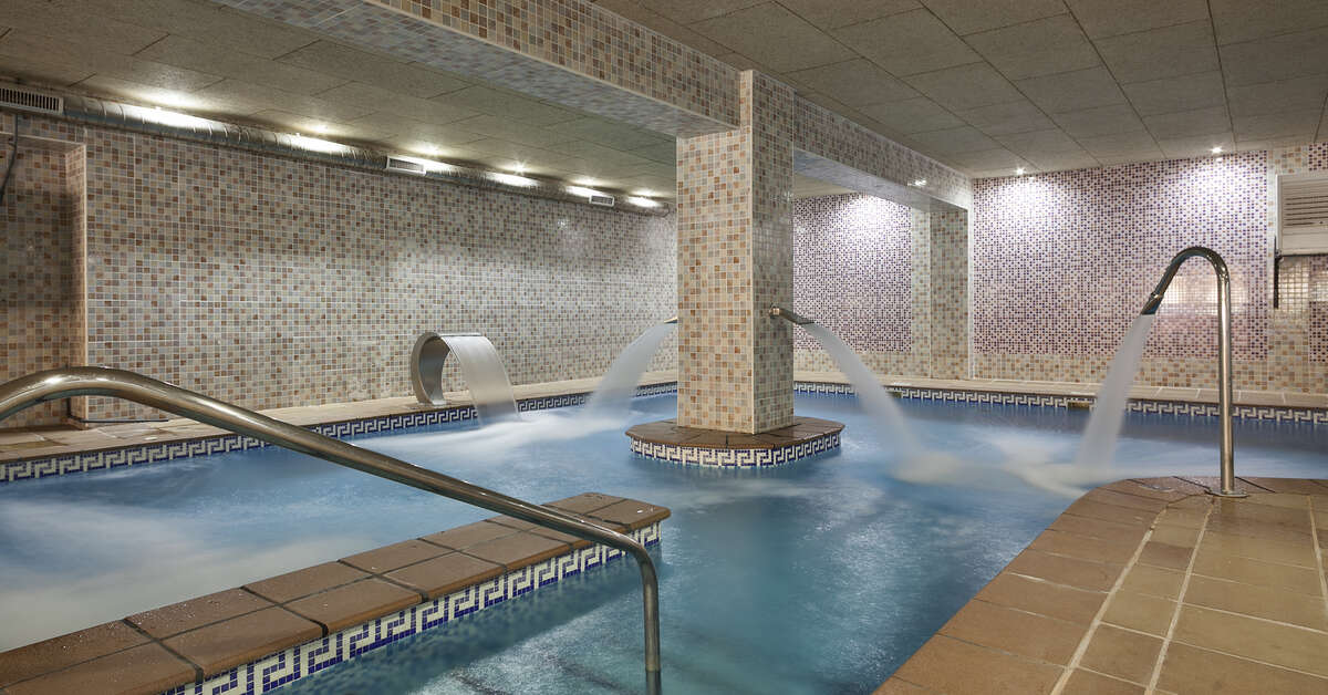 Ein Foto vom Pool im Aparthotel Best Alcazar