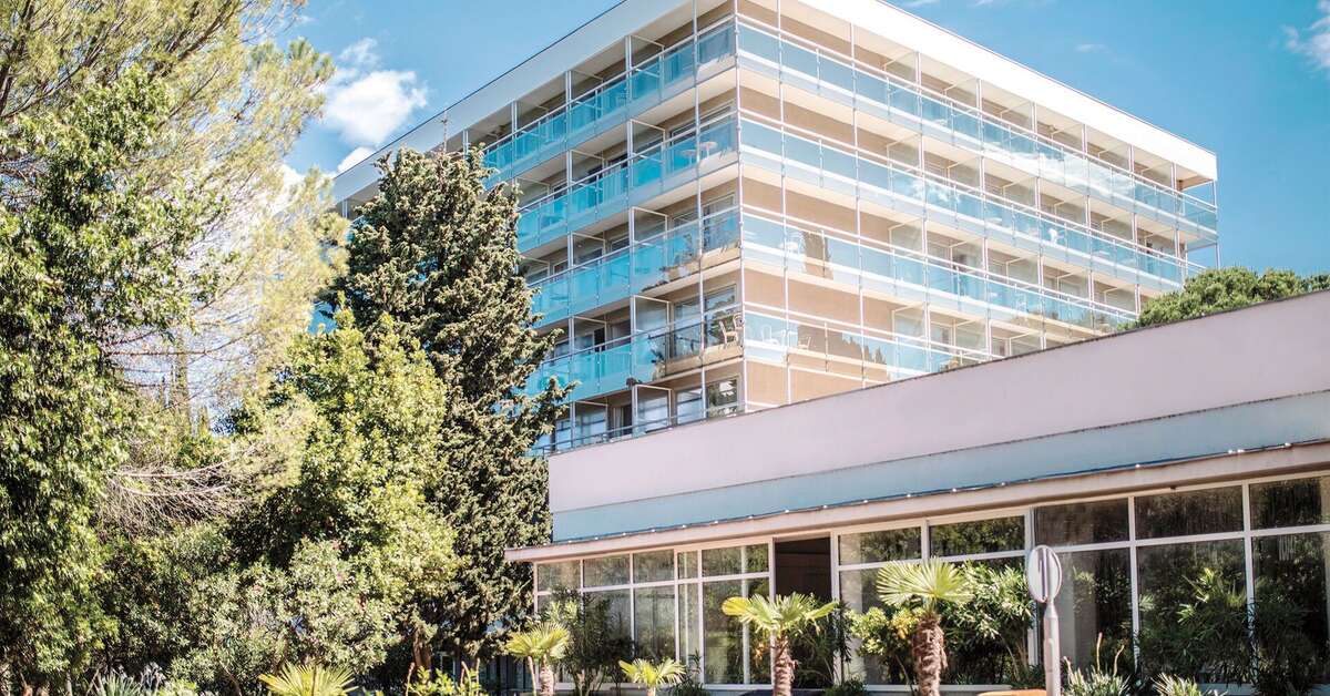 Een foto van de buitenkant van Imperial Park Hotel