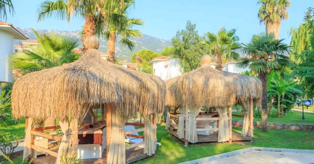 Een foto van het terras bij Orka World Hotel & Aquapark