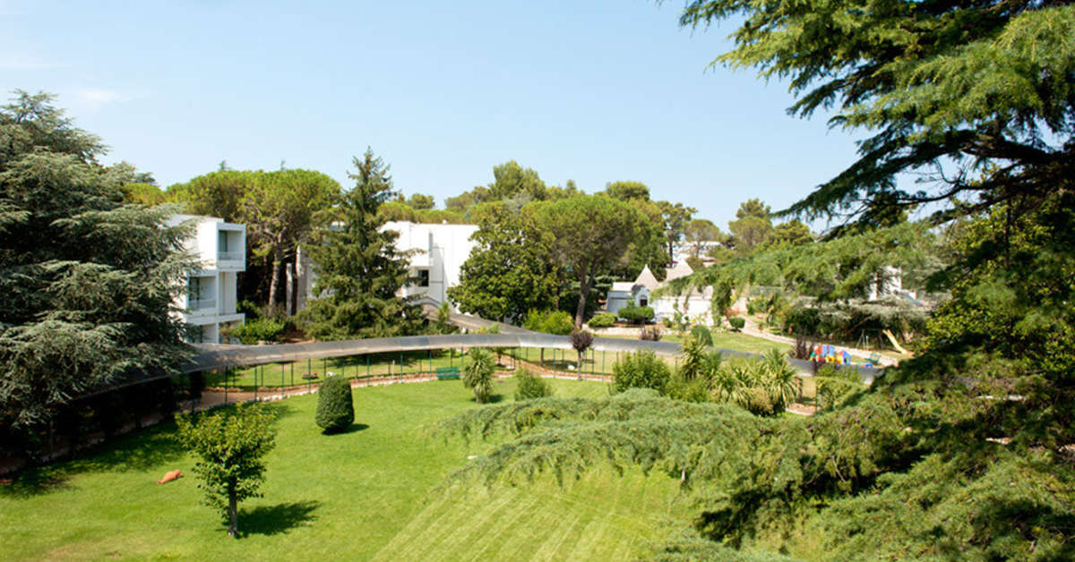 Een foto van het terras bij Hotel Sierra Silvana