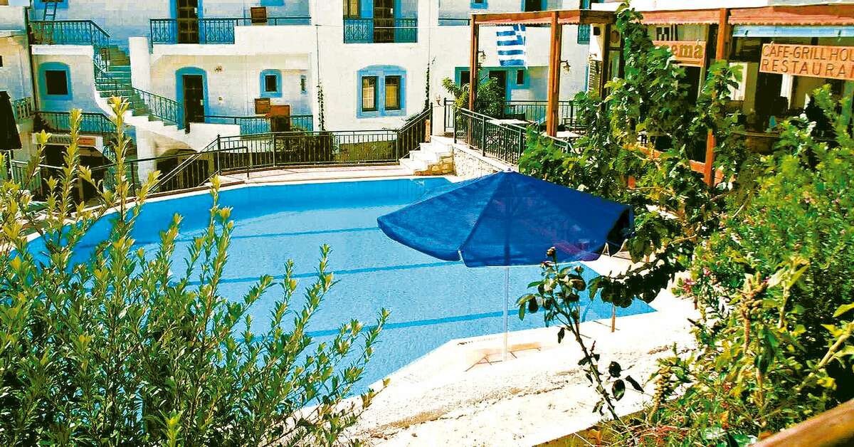 Een foto van het zwembad bij Appartementen Ariadne