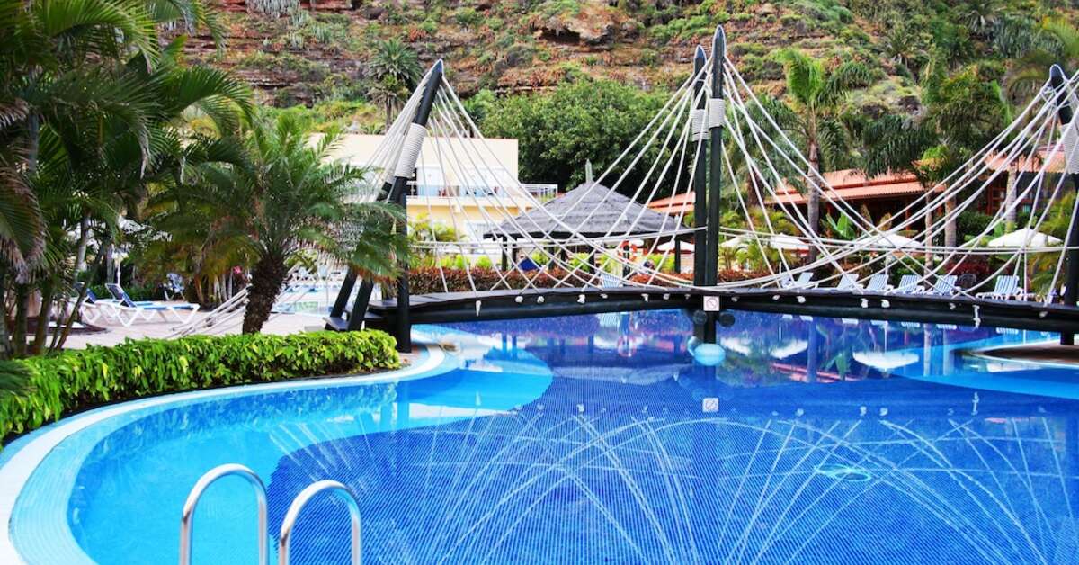 Een foto van het zwembad bij Sunlight Bahia Principe San Felipe