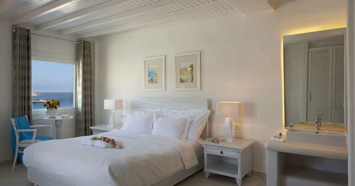 Een foto van Petinos Beach Hotel