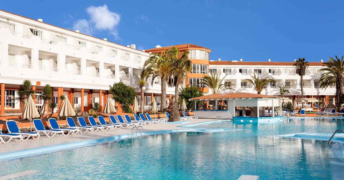 Een foto van het zwembad bij Globales Costa Tropical