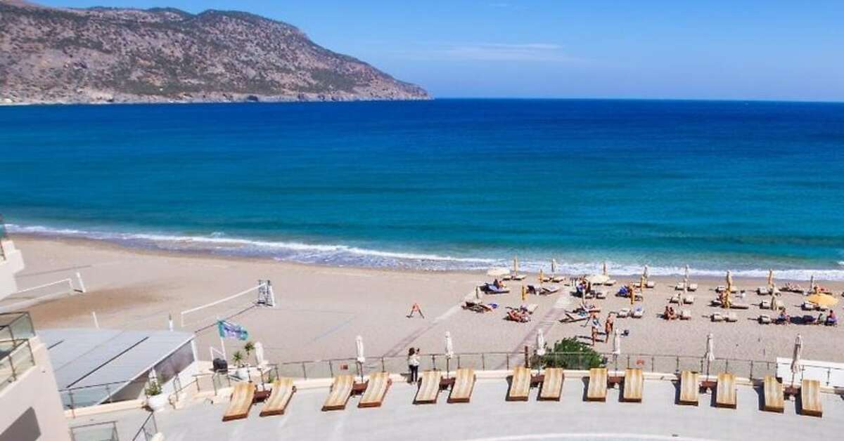 Een foto van het zwembad bij Konstantinos Palace