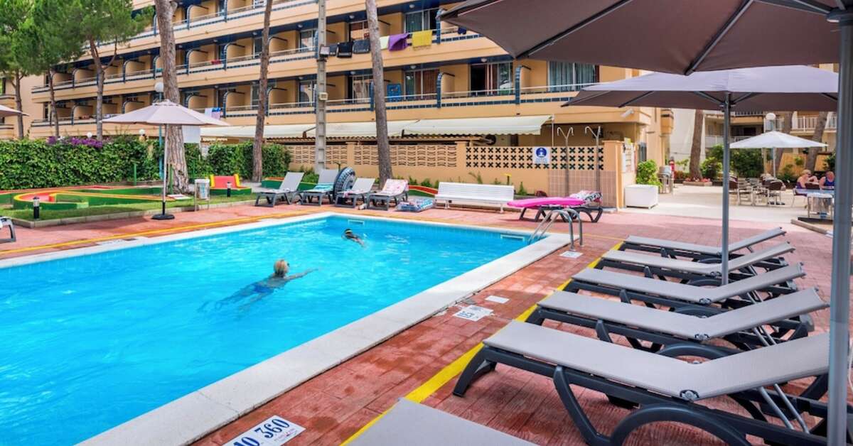 Een foto van het zwembad bij 4R Hotel Playa Park