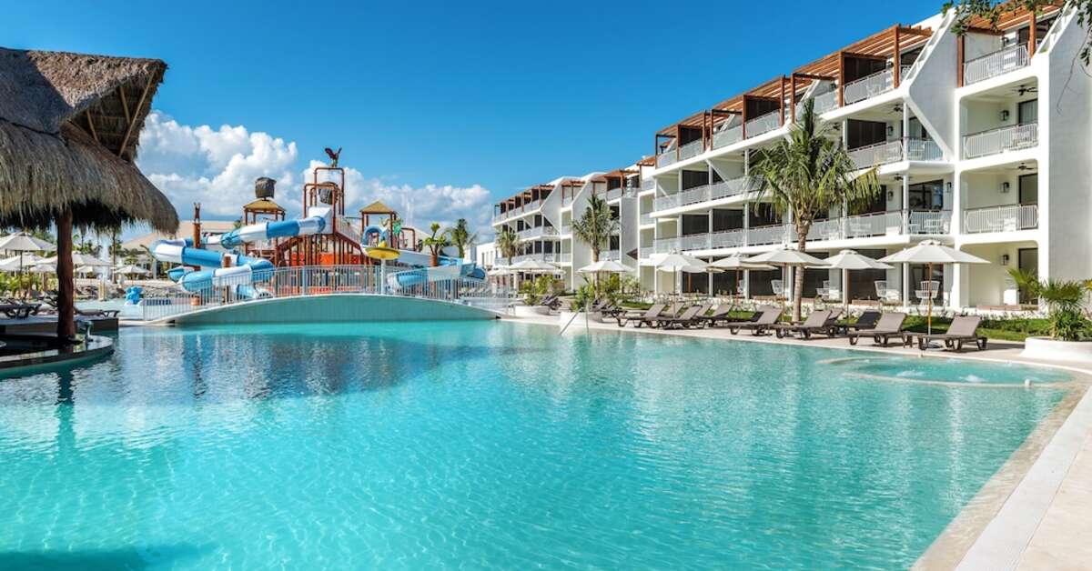 Een foto van het zwembad bij Ocean Riviera Paradise