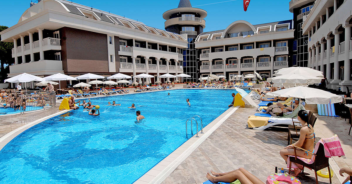 Een foto van het zwembad bij Viking Star Hotel