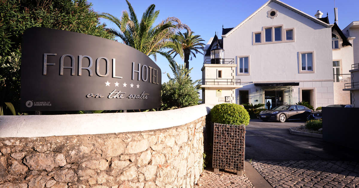 Een foto van de buitenkant van Farol Design Estalagem Hotel