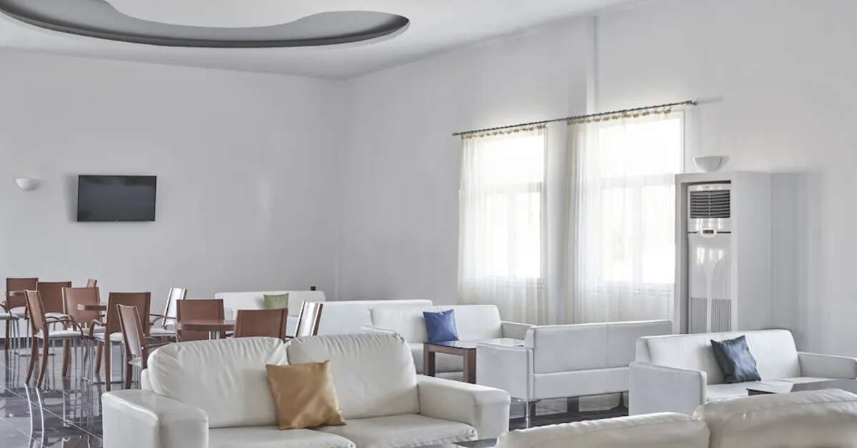 Een foto van het interieur van White Olive Marine Aquapark