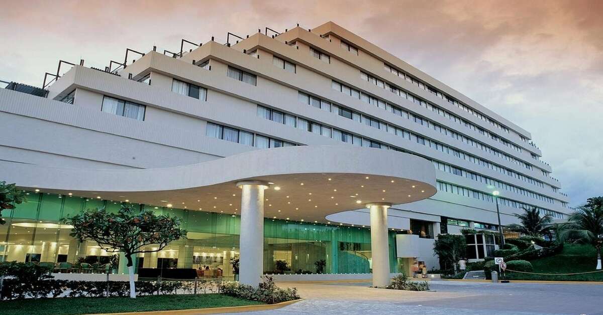 Een foto van de buitenkant van Park Royal Cancun All Inclusive